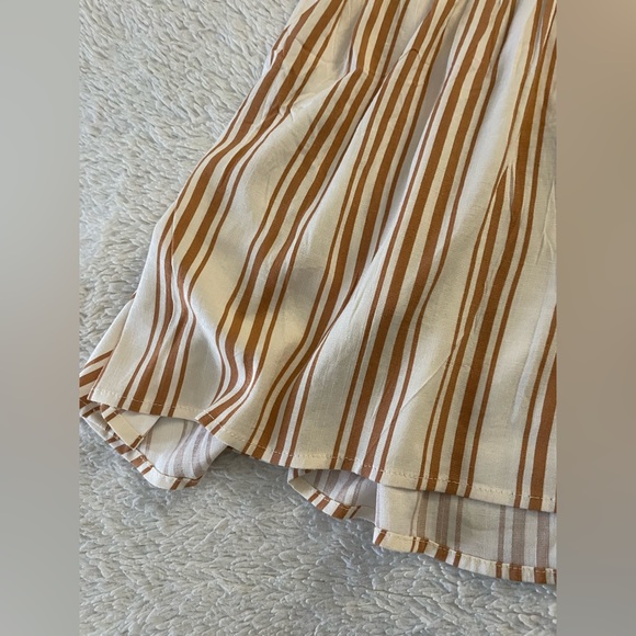 Torrid brand new strapless top size 0X - Picture 10 of 13